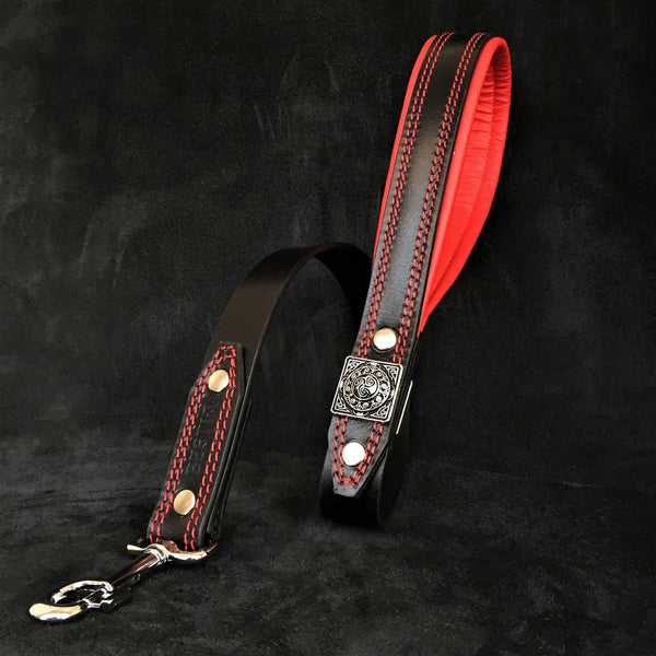 The "Eros" leash black & red Leads & Head Collars